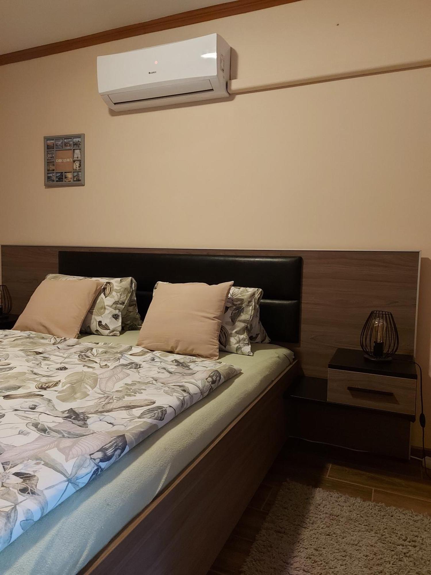 Kiscsillag Apartman Apartment ฮอร์กานี ภายนอก รูปภาพ